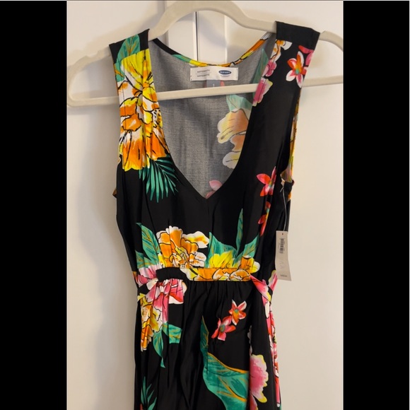 OLD NAVY Maternity Dress - Picture 3 of 3